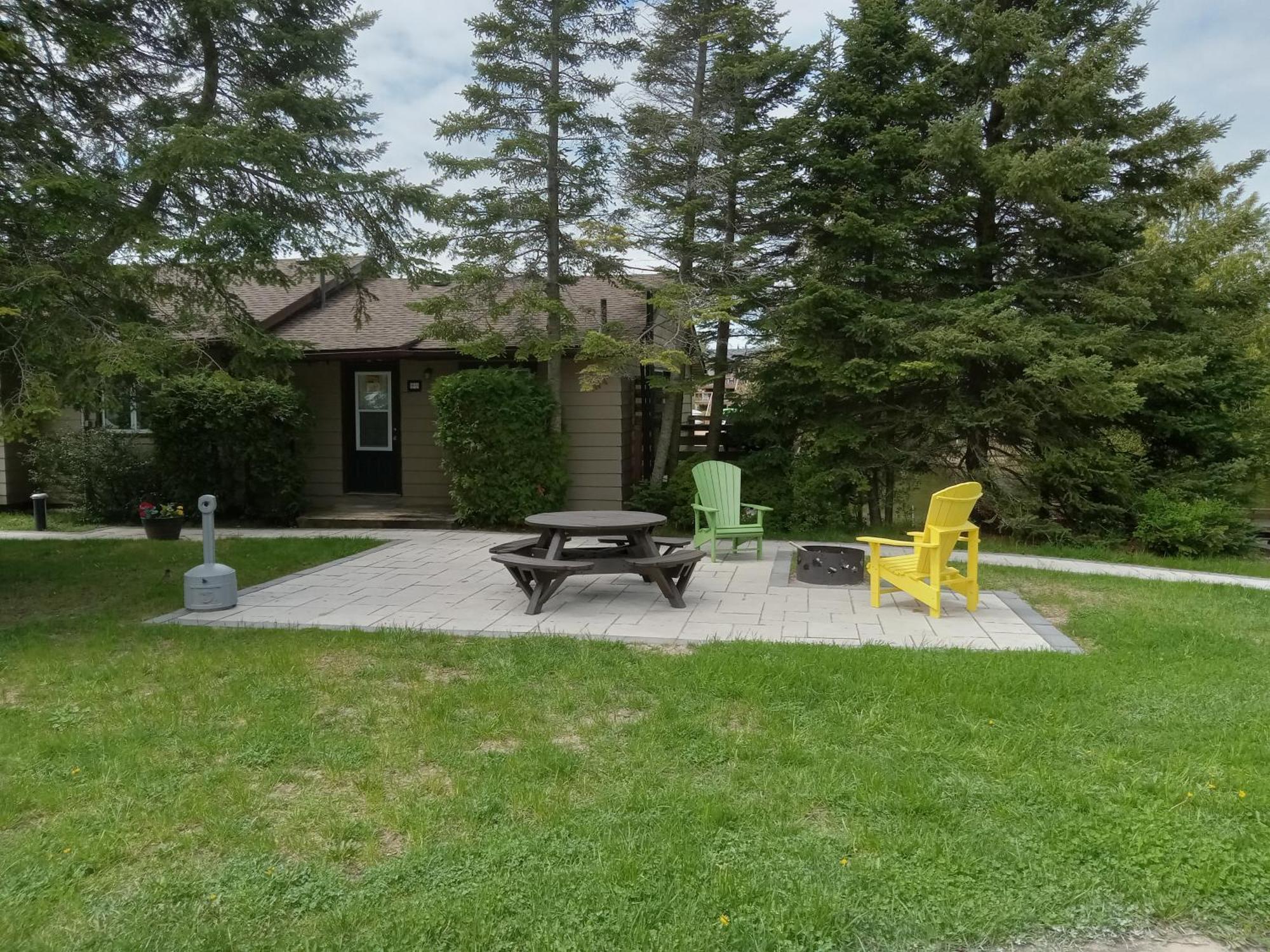 Sauble River Marina And Lodge Resort ソーブル・ビーチ エクステリア 写真