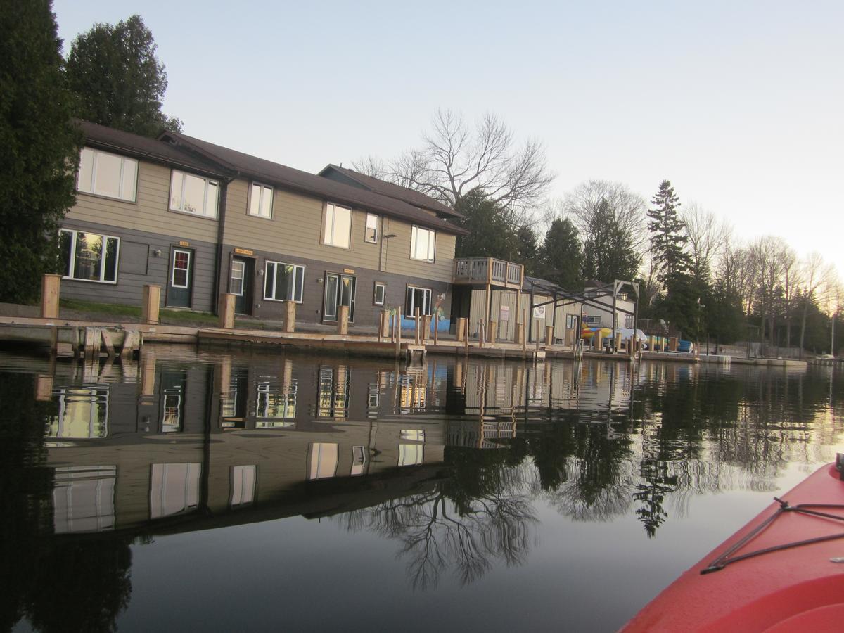 Sauble River Marina And Lodge Resort ソーブル・ビーチ エクステリア 写真